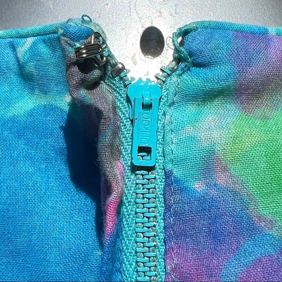 1960s George Small Watercolor Bell Sleeve Dress - Picture 6 of 8